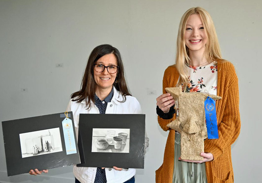 Carly McInnis from Mize Earns 1st Place in MCCAIA Art Awards