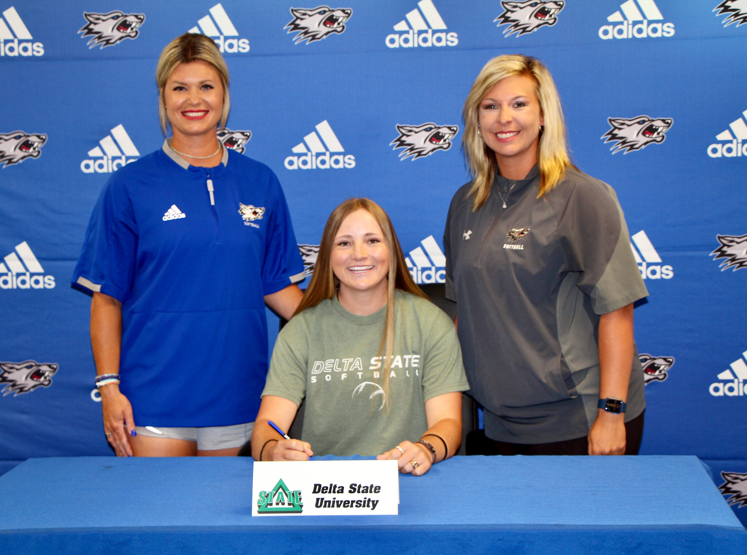 Cade Signs with Senior College