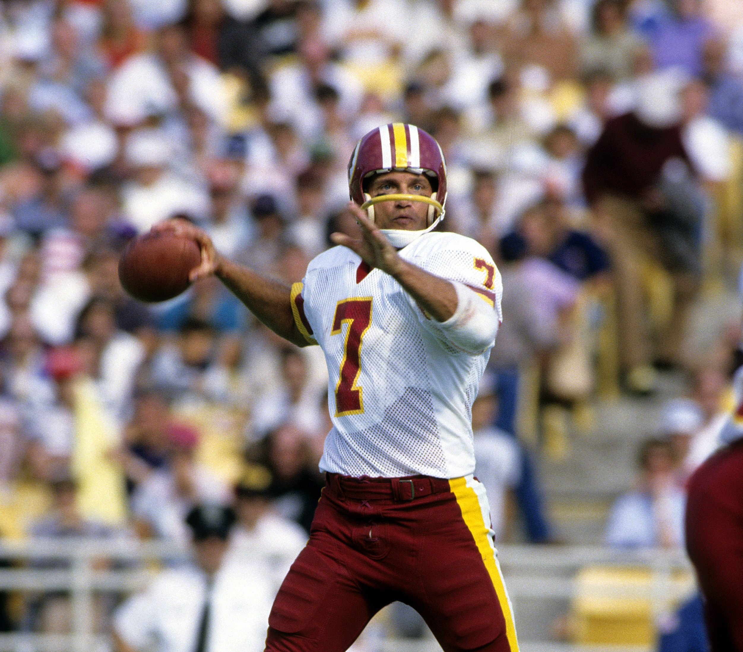 All-Pro Quarterback, College Football Hall of Famer Headlines Mississippi College Athletics Dinner
