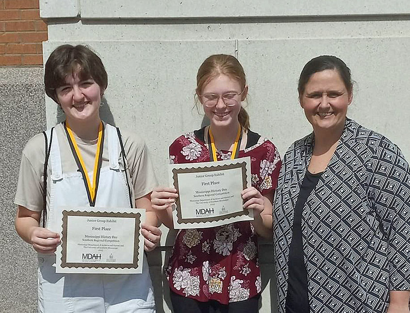 Simpson Central Students Move on to Compete in State History Competition