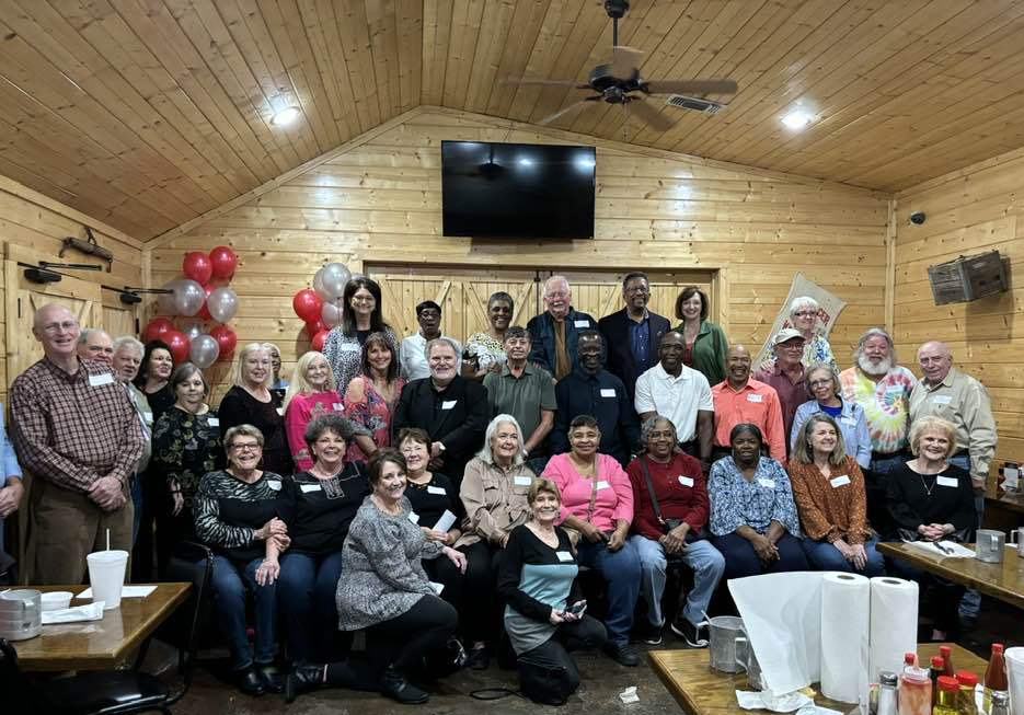 Magee High School Class of 1973 Celebrates! - MageeNews.com