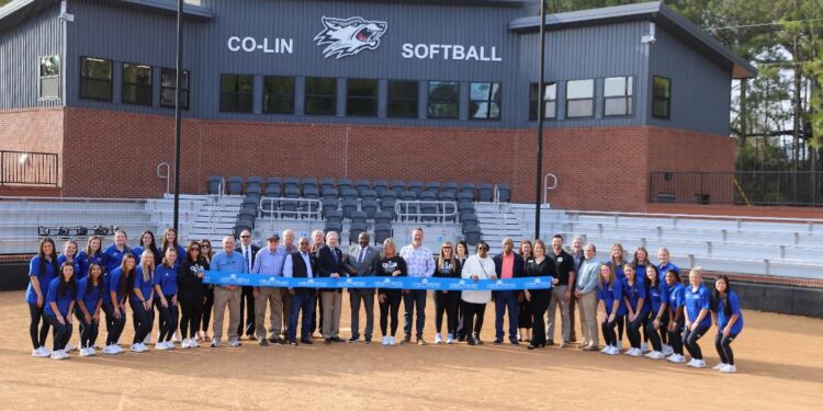 Co-Lin holds ribbon cutting for new softball facility