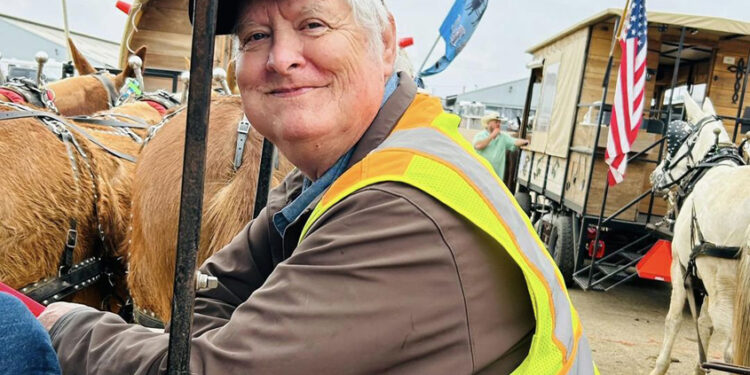 Congratulations to the Mt Olive Wagon Train and Wagon Master Tommy Sullivan 1st Place!!!