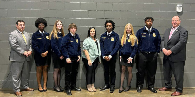 SCTC FFA Students Dine Alongside Lawmakers