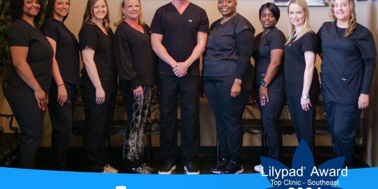 CCH Clinic Magee Receives 2024 Lilypad Award