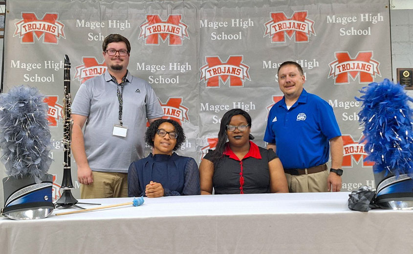 Two Magee Band Students Sign with Co-Lin Band