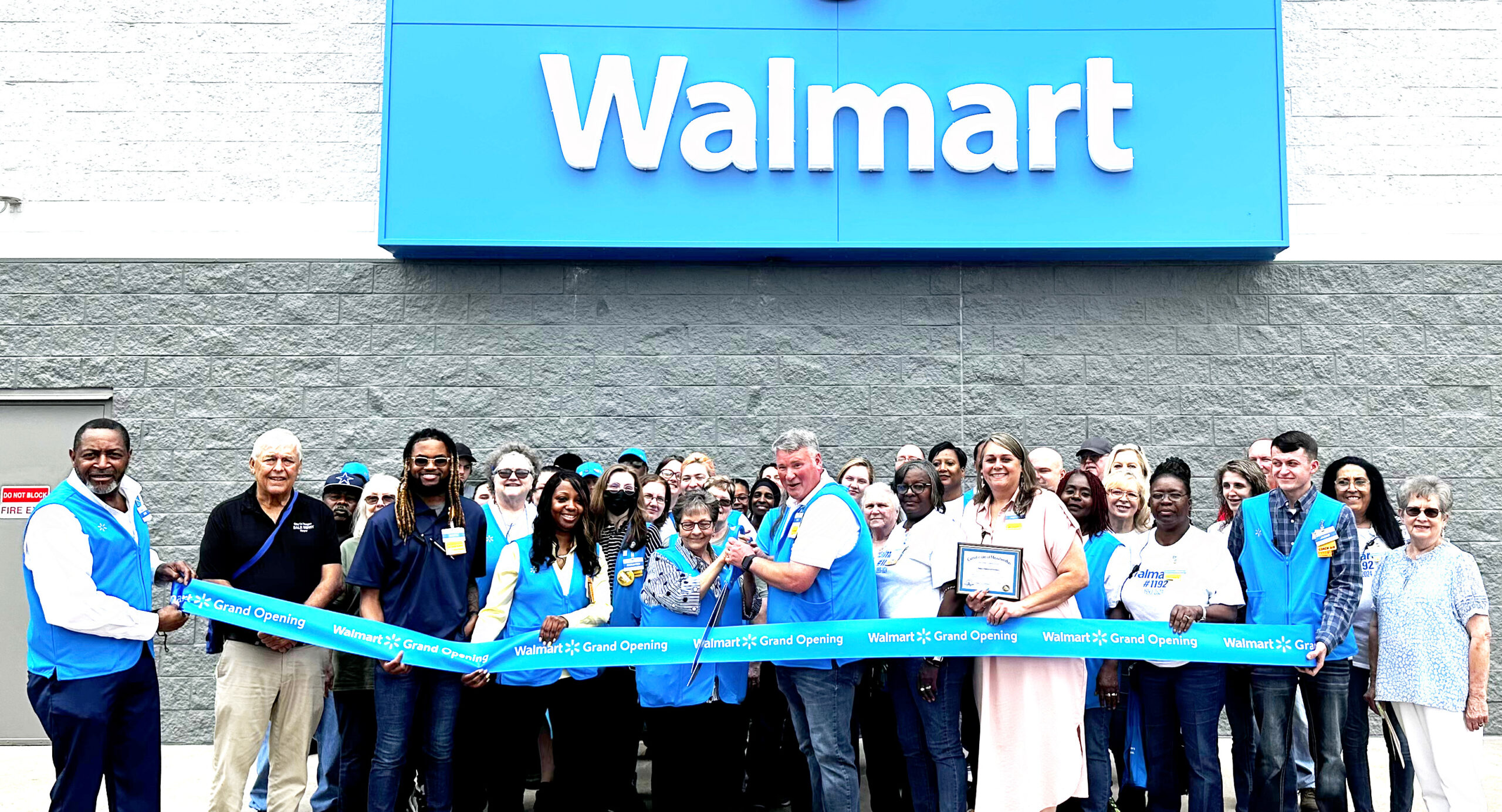 Grand Re-Opening of 1192—Magee’s Walmart
