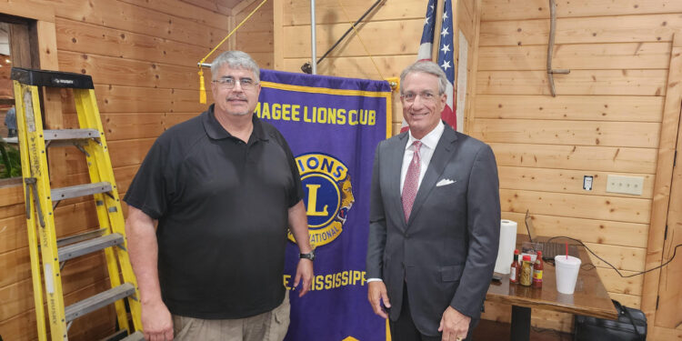 Gerard Gilbert Speaks to Magee Lions Club