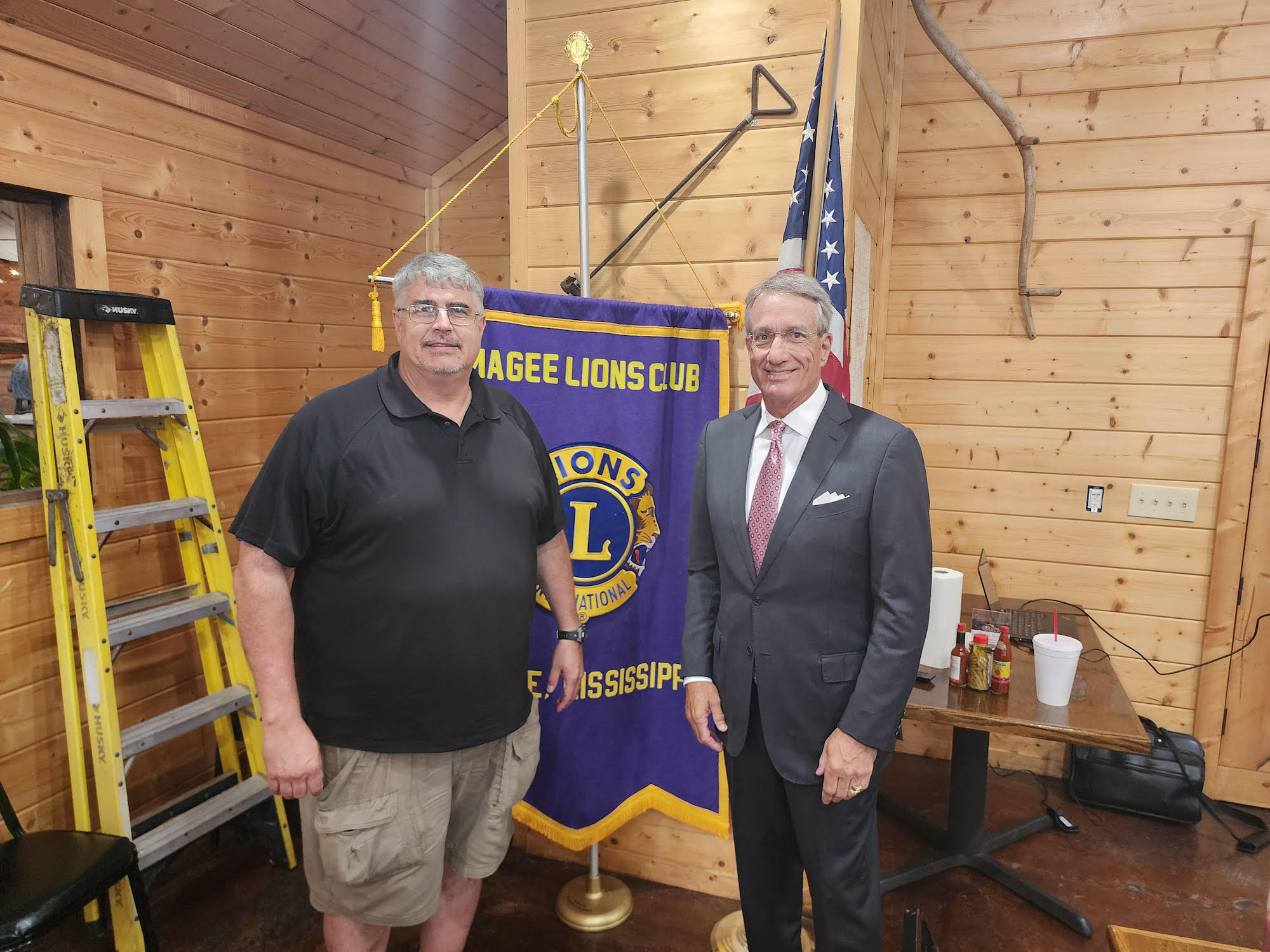 Gerard Gilbert Speaks to Magee Lions Club