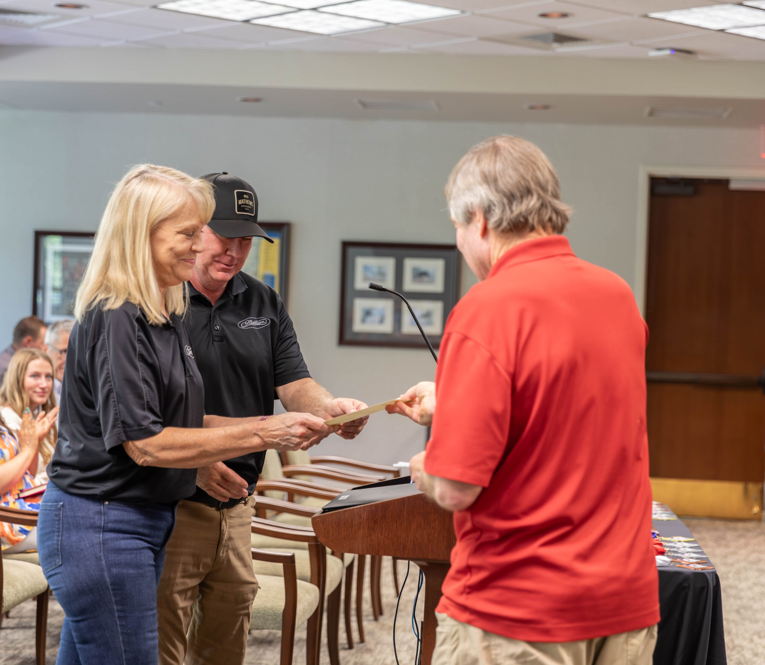 B&B Archery given Mississippi Outstanding Sportsman Award at MDWFP August Commission Meeting