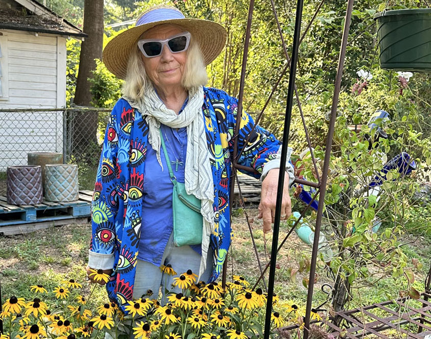 It may be hot…but the flowers at Hand’s Nursery are still beautiful!