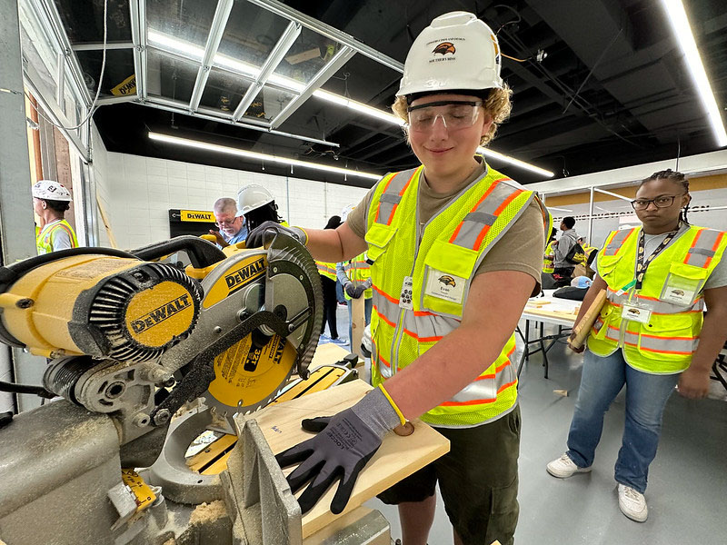 School of Construction and Design Hosts Summer Camp