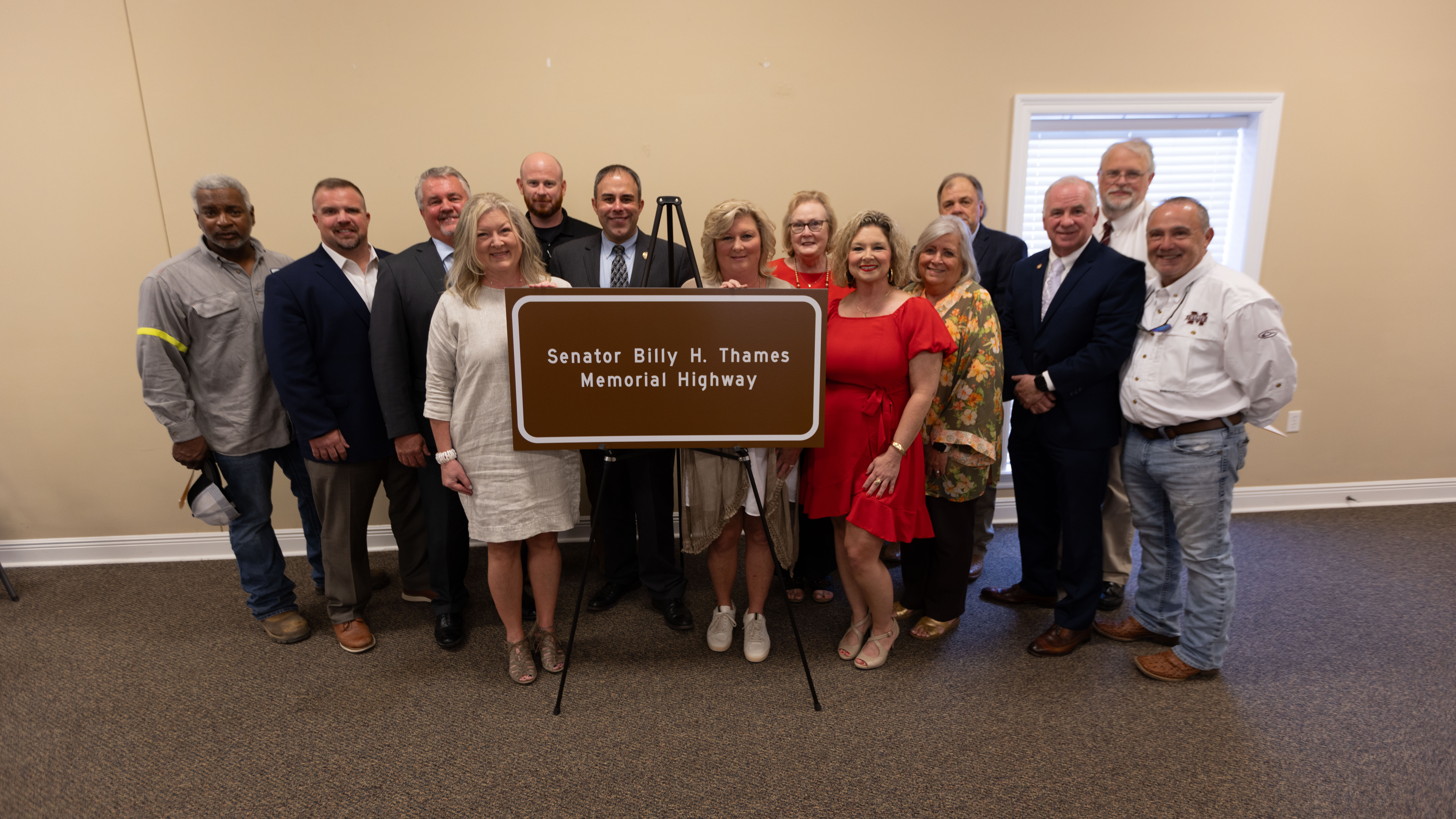 Senator Billy H. Thames Memorial Highway dedicated in Smith County