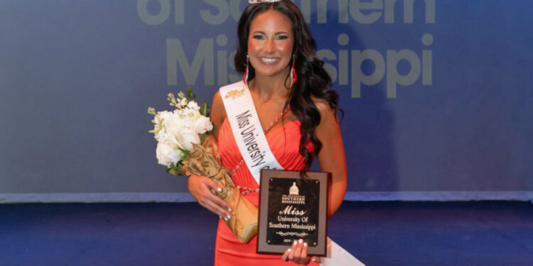 Annalee Toler Crowned Miss University of Southern Mississippi