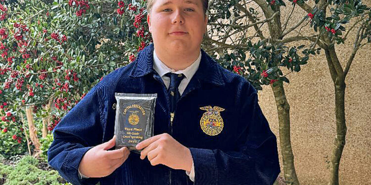 Nathaniel Little Advances to Central District in Agriculture & Natural Resources