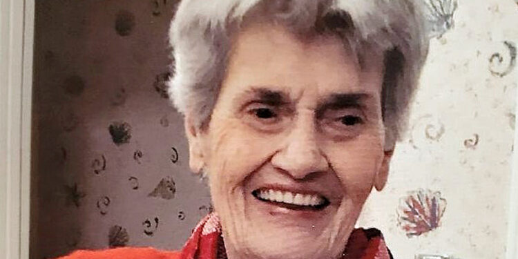 Frances Elaine Deer of Mendenhall, Mississippi