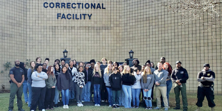 SCTC LAW & PUBLIC SAFETY CLASSES TOUR MISSISSIPPI DEPARTMENT OF CORRECTIONS!