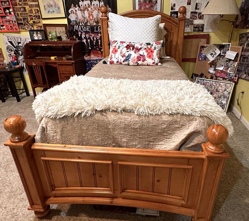 Twin Bed, mattress, box springs, head, and foot board for SALE