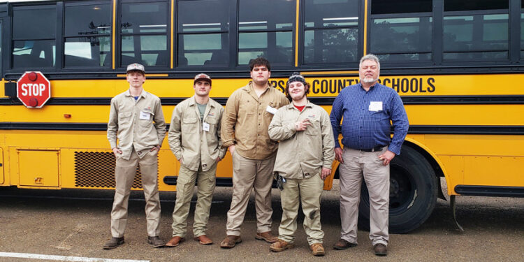 SCTC Metal Fabrication Competes in Skills USA