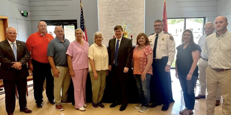 Governor Reeves Attends Simpson County Fallen Officer Memorial