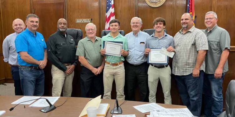Duncan & Walker Recognized @ BOS Meeting 2025 MAS Scholarship winners