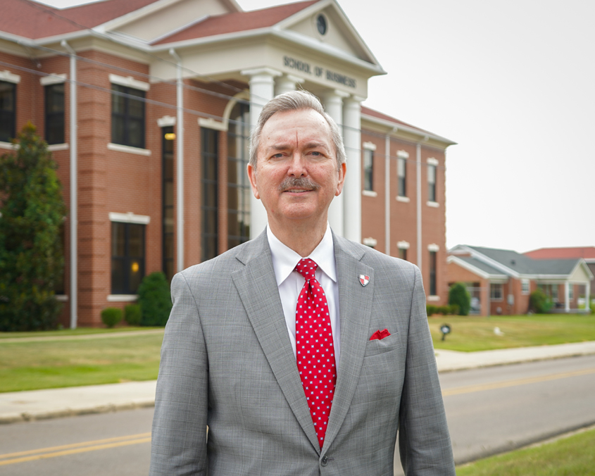 Dr. Robert Thompson: New dean of WCU School of Business