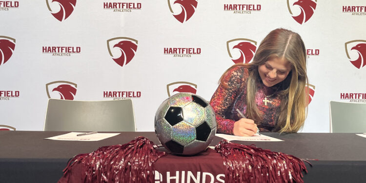 Ella Rankin Signs with Hinds Junior College