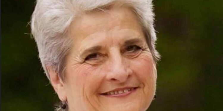 Beverly Wood Pacas