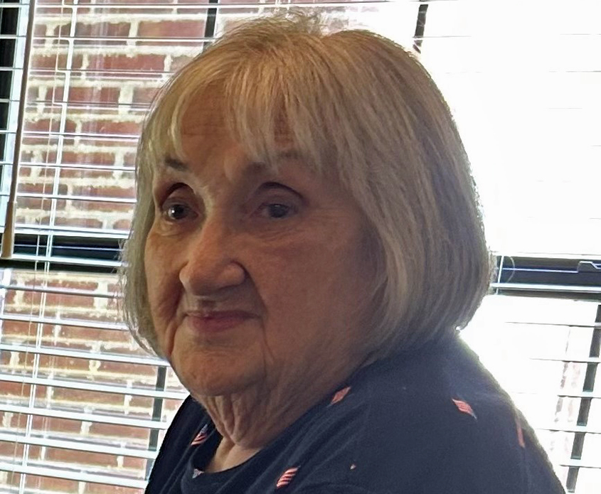 Dorris J. Cook Shows, 85 of Mendenhall, Mississippi