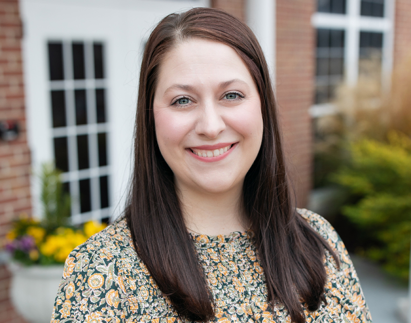 Peoples Bank promotes Sarah Baughman to Bank Officer and Assistant Branch Manager