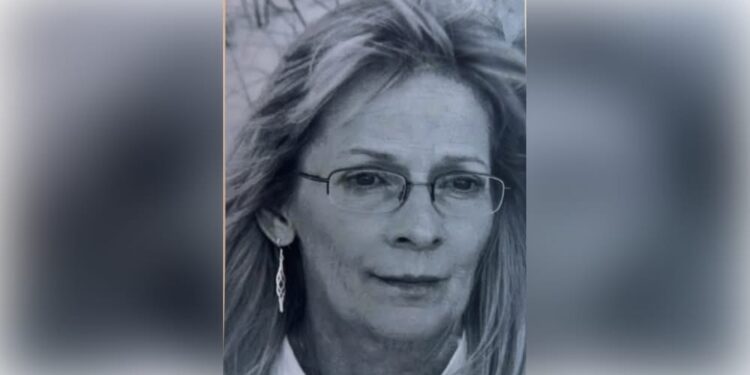 Eva Zail Leach of Mendenhall, Mississippi