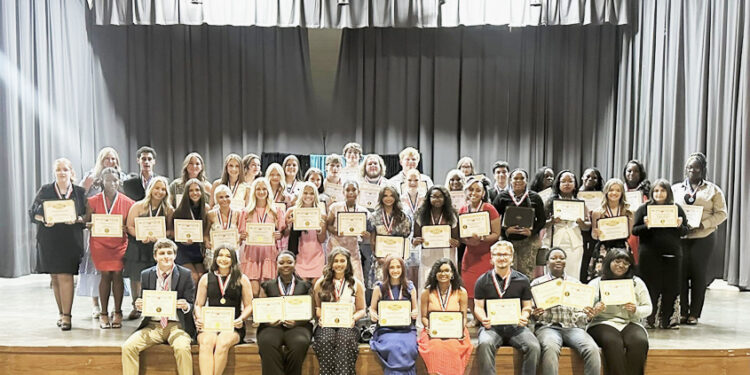 Simpson County Mississippi Scholars recognized