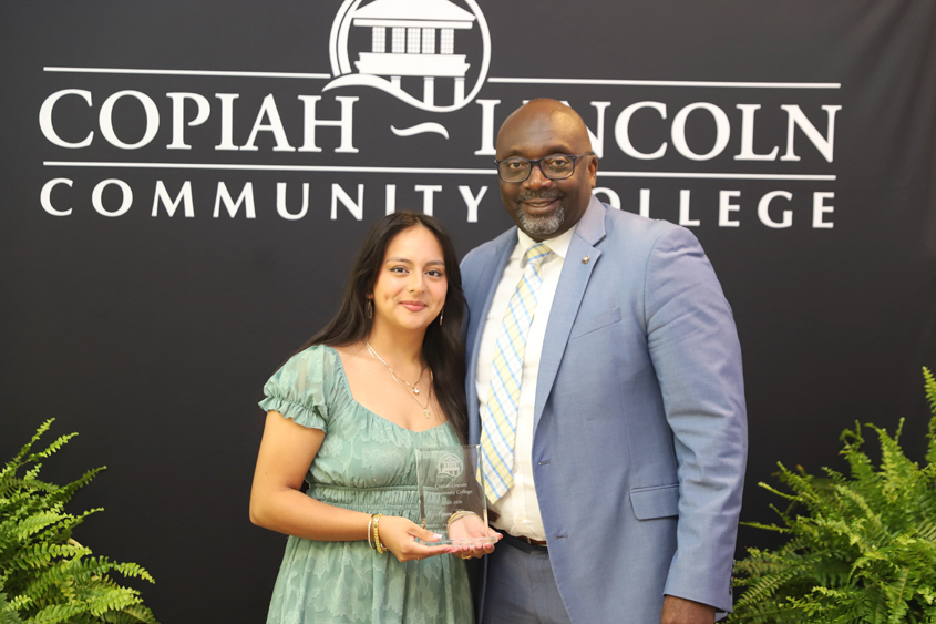 Gaspar inducted into Co-Lin Simpson County Center Hall of Fame       