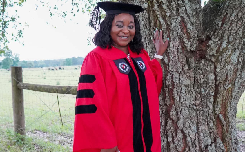 Magee Native Earns Doctorate in Educational Leadership