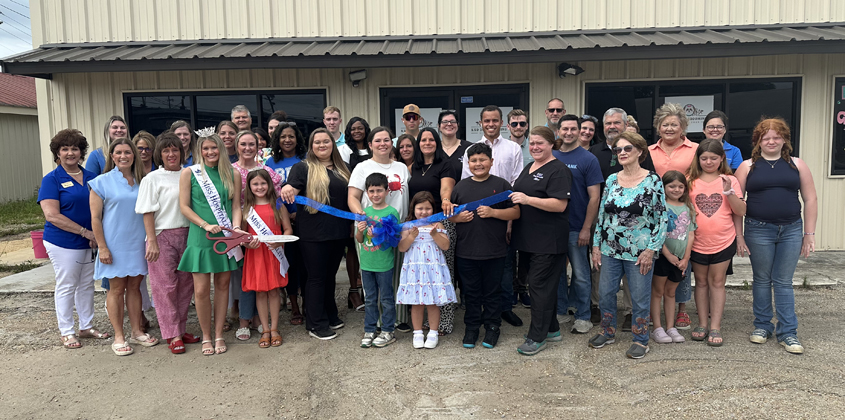 Magee Chamber of Commerce Welcomes K & D Dog Grooming