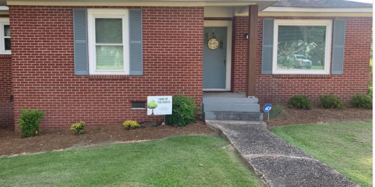 Marlee Perry’s Yard Selected Yard of the Month in Mendenhall