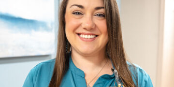 South Central Regional Medical Center Awards Kaitlin Windham, RN, Employee of the Quarter
