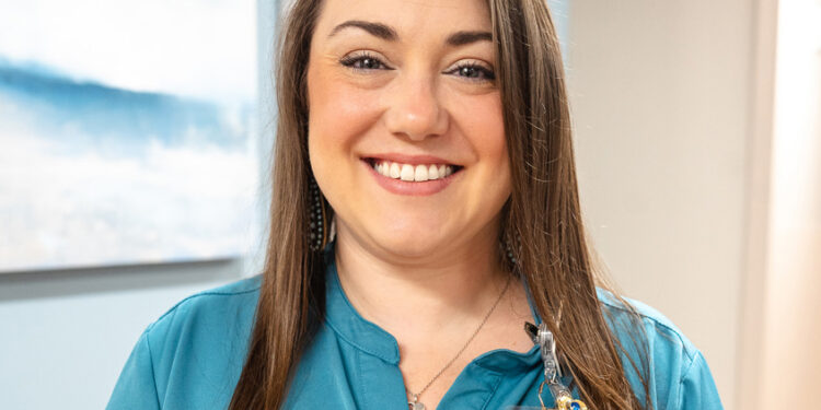 South Central Regional Medical Center Awards Kaitlin Windham, RN, Employee of the Quarter