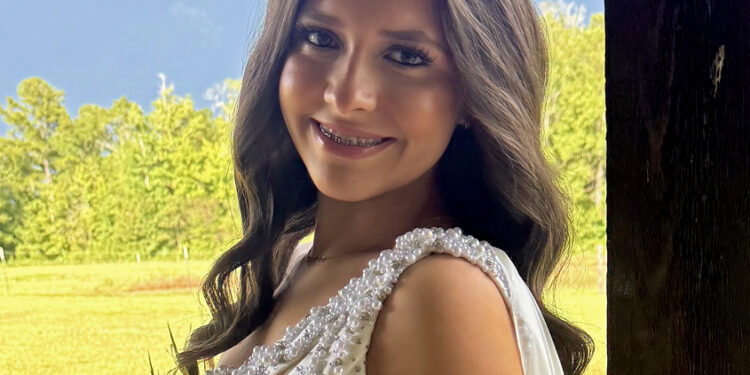Happy Birthday to Anah Webber!!!